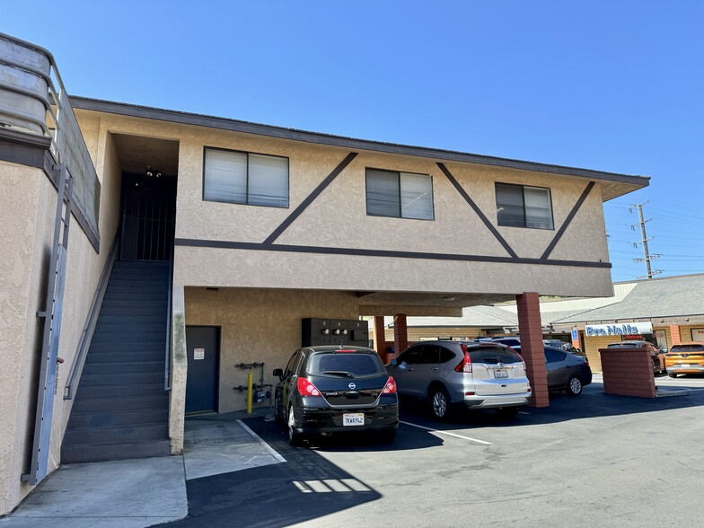 3901-3903 Pacific Coast Hwy, Torrance, CA for rent - Building Photo - Image 3 of 16