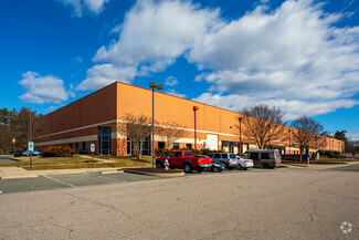 More details for 510 Eastpark Ct, Sandston, VA - Light Industrial, Industrial for Rent