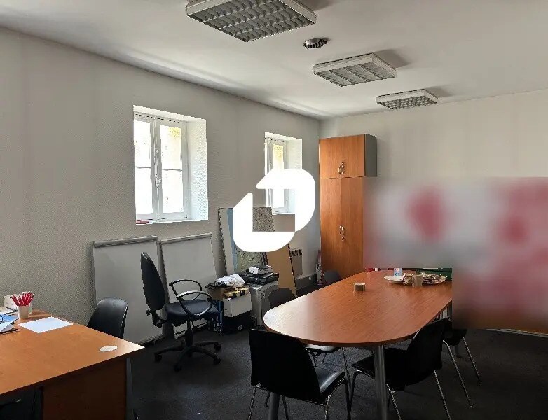 Office in Bordeaux to rent Interior Photo- Image 1 of 7