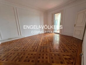 Office in Barcelona, Barcelona to rent Interior Photo- Image 2 of 55