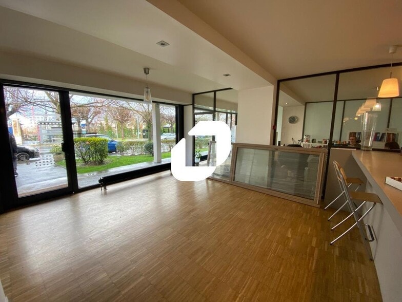 Office in Meudon to rent - Interior Photo - Image 3 of 15