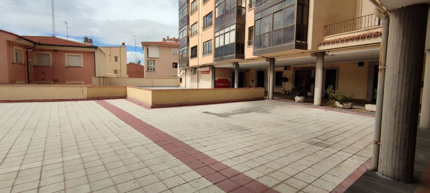 Paseo de Santo Tomás, 8, Ávila, Ávila to rent Primary Photo- Image 1 of 3