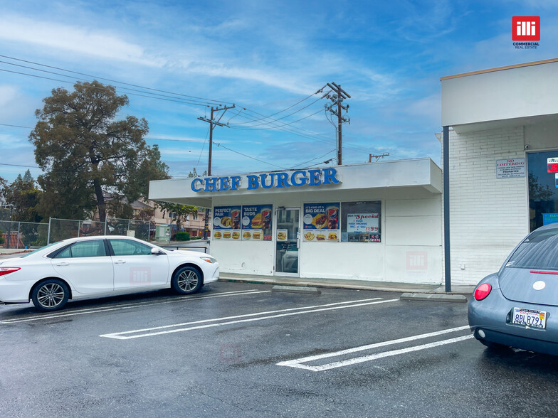 1771-1789 E Thousand Oaks Blvd, Thousand Oaks, CA for rent - Building Photo - Image 2 of 12