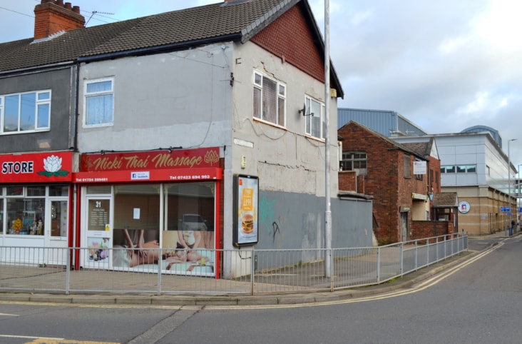 31 Cole St, Scunthorpe to rent - Primary Photo - Image 1 of 1