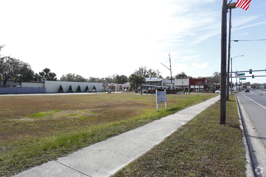 559 N CITRUS Ave, Crystal River, FL for sale - Primary Photo - Image 1 of 1