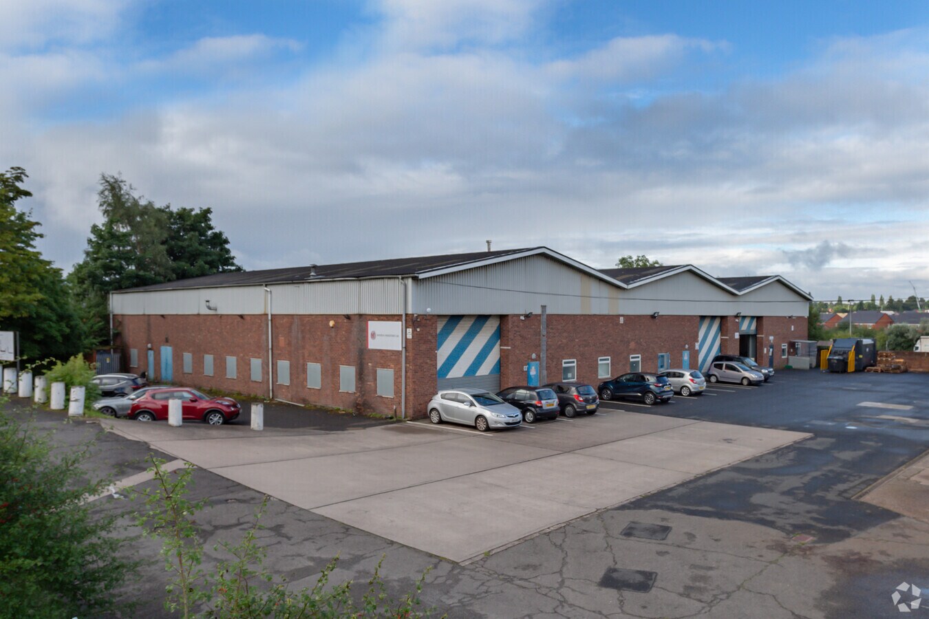 Fordhouse Rd, Wolverhampton, WV10 9DZ UK