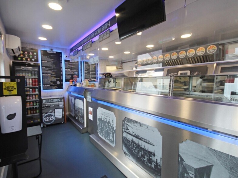 Portknockie Fish & Chip Shop, Portknockie for sale - Interior Photo - Image 3 of 19