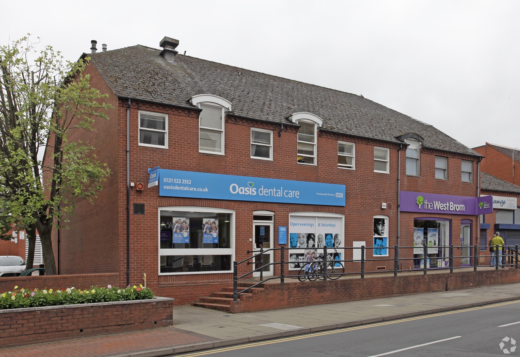 1-2 Owen St, Tipton for sale Primary Photo- Image 1 of 1