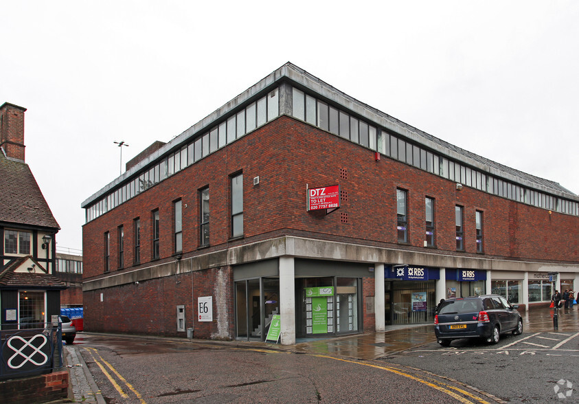 Eden Walk, High Wycombe for rent - Building Photo - Image 1 of 22