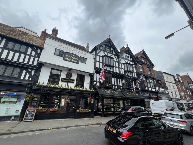 More details for 3-5 Minster St, Salisbury - Retail for Sale