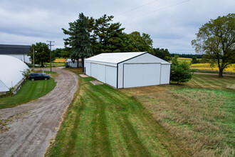 6924 Peck Rd, Eaton Rapids, MI for rent Building Photo- Image 1 of 3