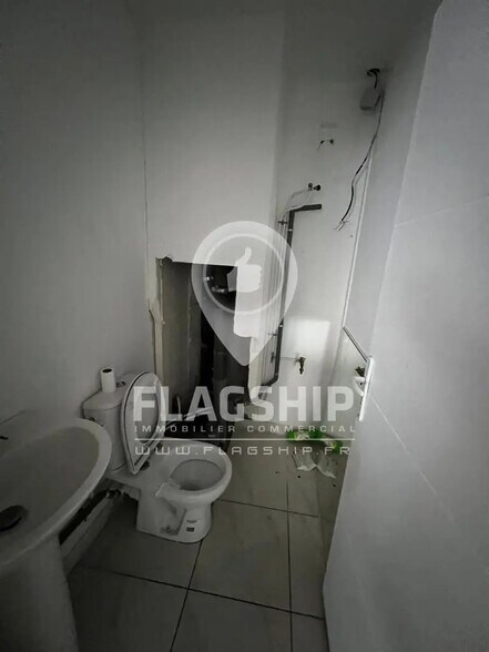 Retail in Bagnolet for sale - Interior Photo - Image 3 of 7