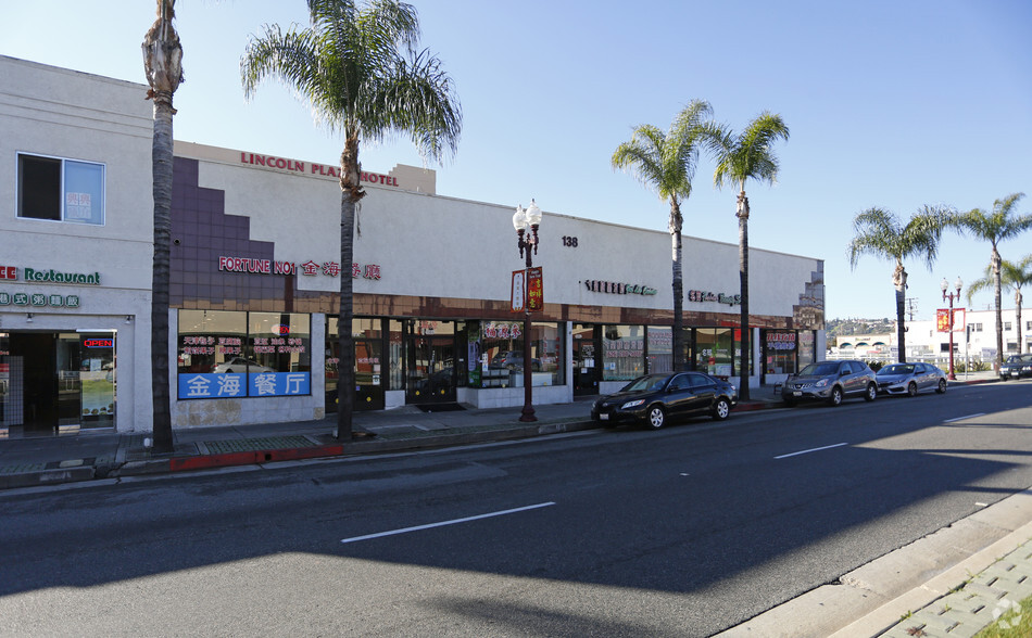 132-142 E Garvey Ave, Monterey Park, CA for rent - Building Photo - Image 1 of 6