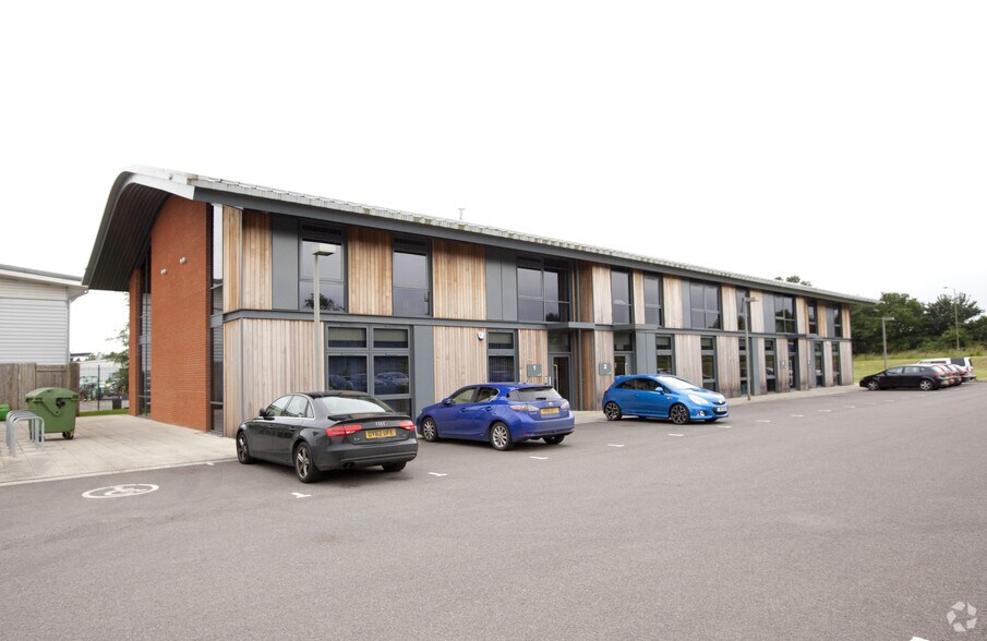 Benyon Rd, Silchester for sale - Building Photo - Image 1 of 1