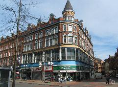 71 Royal Ave, Belfast to rent - Building Photo - Image 2 of 3