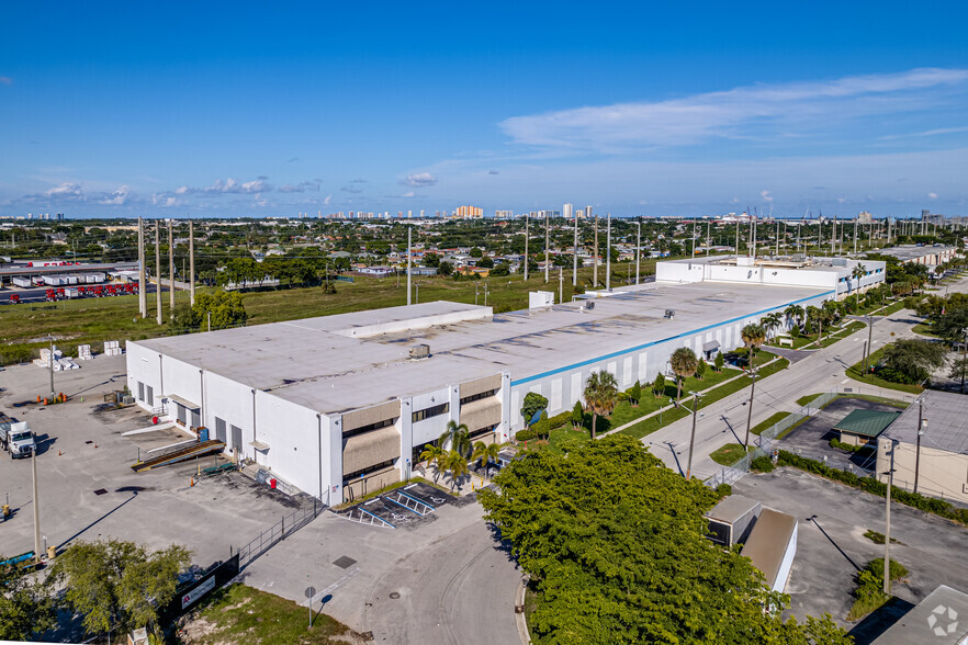 1601 Hill Ave, West Palm Beach, FL for sale - Primary Photo - Image 1 of 1