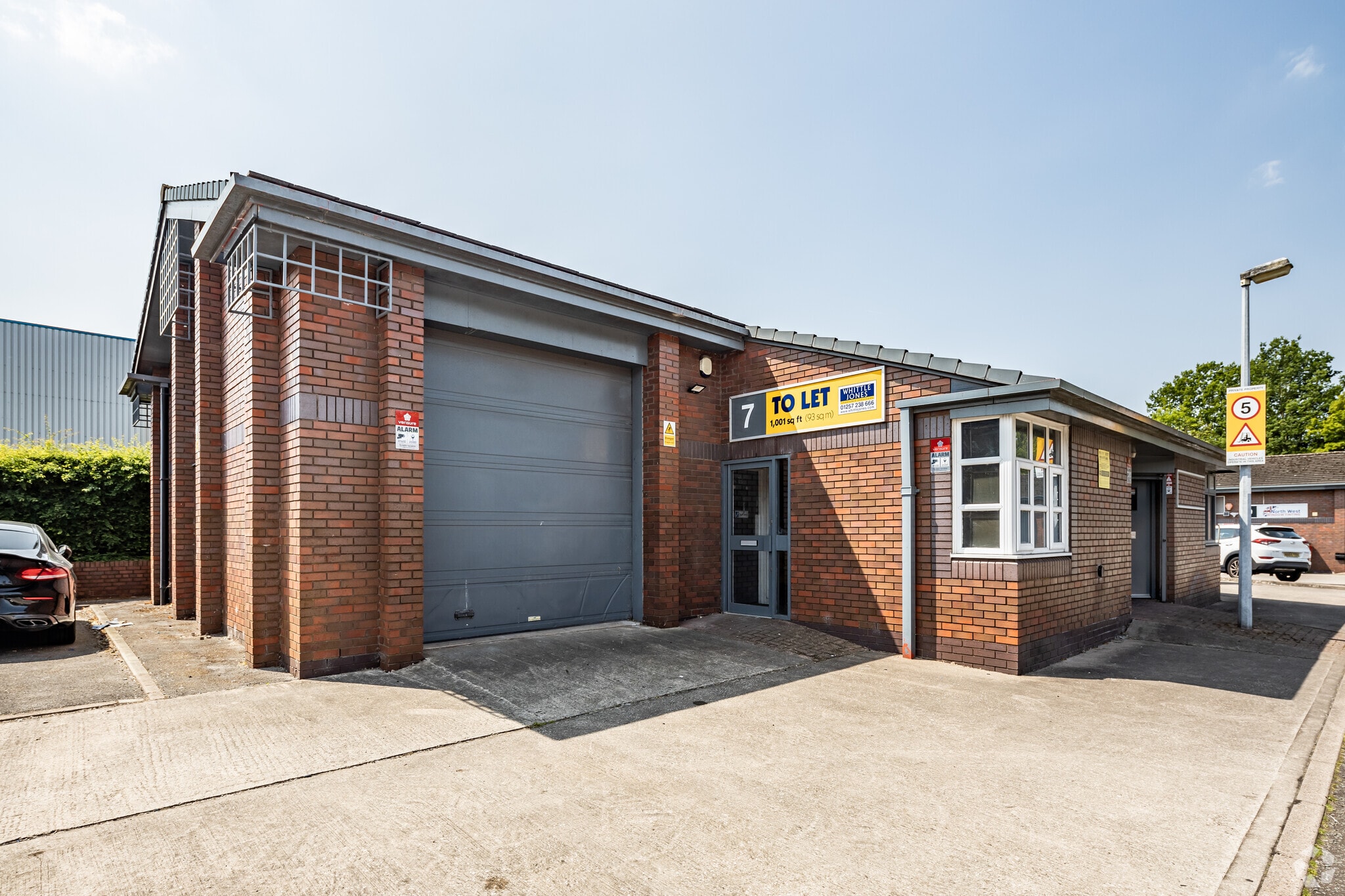 Dewar Ct, Runcorn to rent Primary Photo- Image 1 of 4