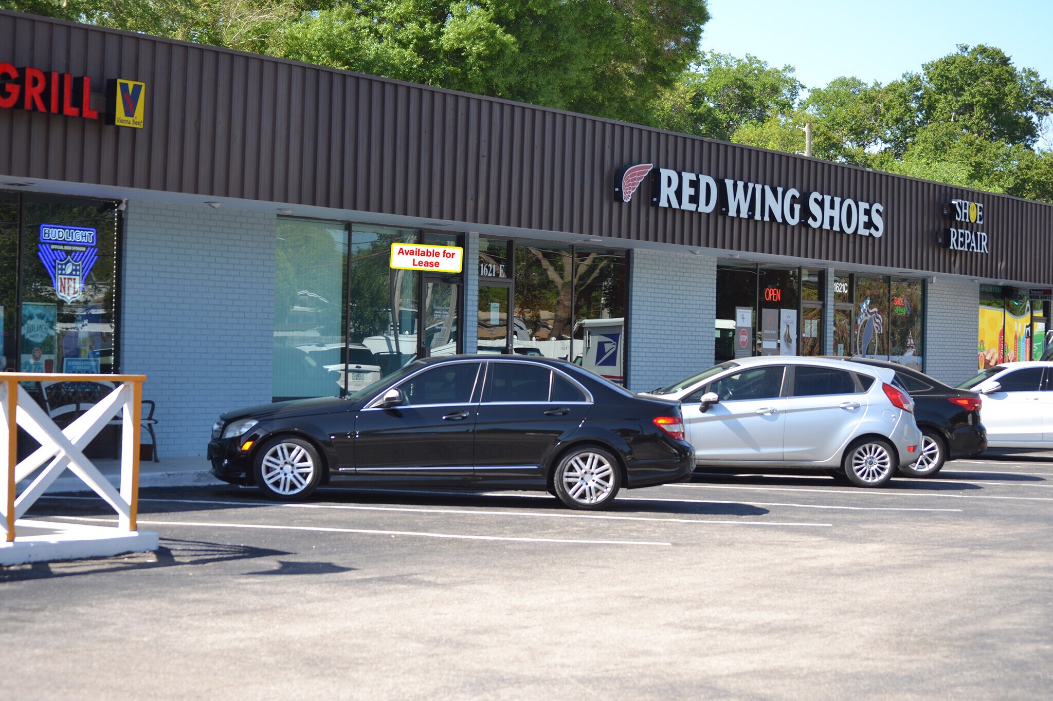 1621 E Edgewood Dr, Lakeland, FL for sale Building Photo- Image 1 of 1