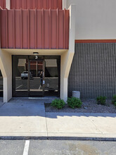 5420 W Camelback Rd, Glendale, AZ for rent Building Photo- Image 1 of 10