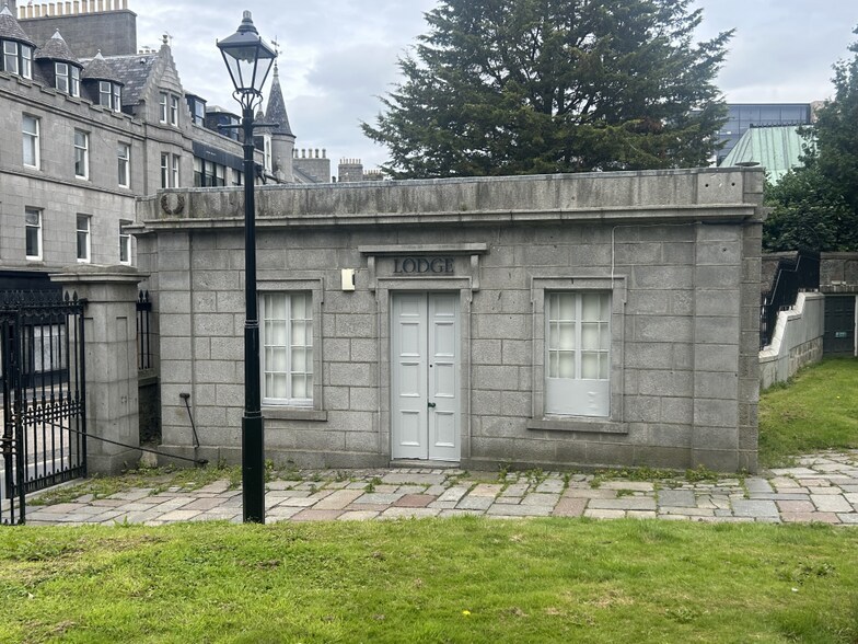 Back Wynd, Aberdeen to rent - Primary Photo - Image 1 of 2