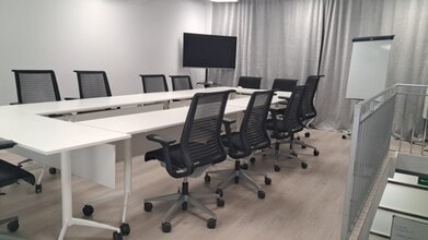 Calle Juan Carlos i, 13 Local 47, Alcalá de Henares, Madrid to rent Interior Photo- Image 2 of 2