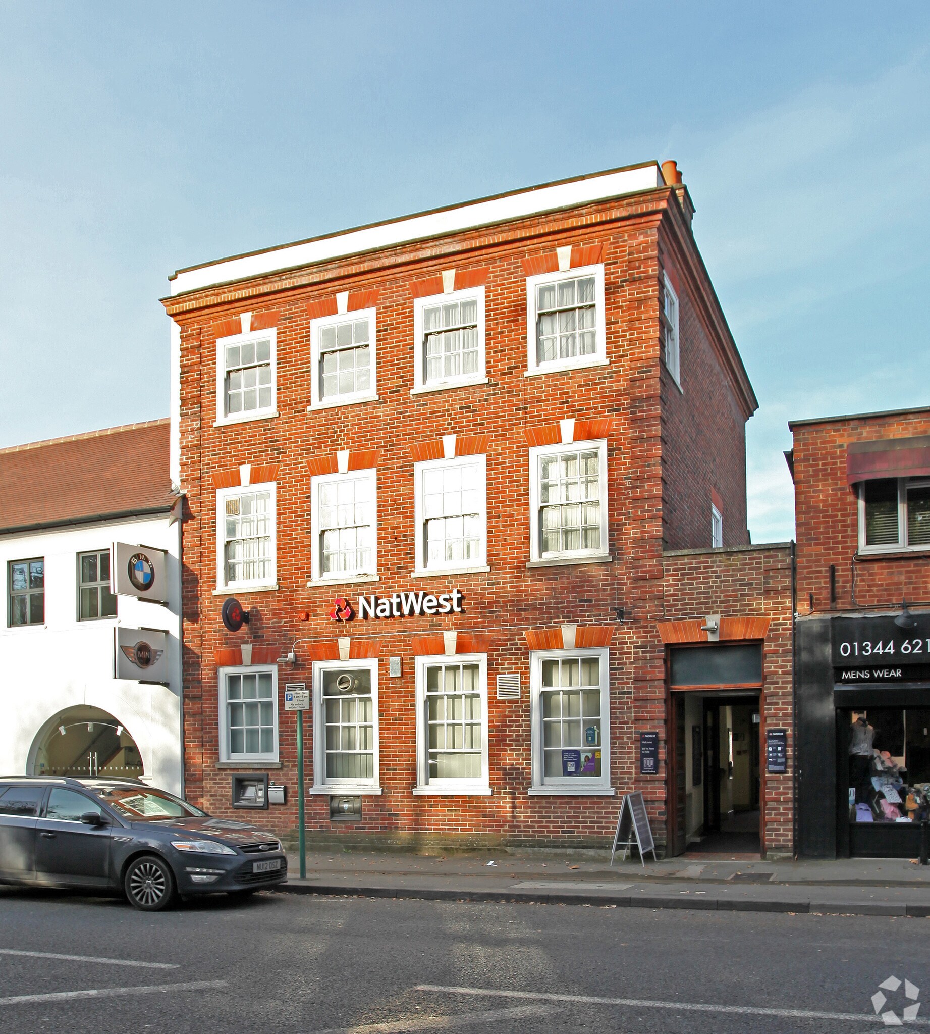 London Rd, Windsor for sale Primary Photo- Image 1 of 1