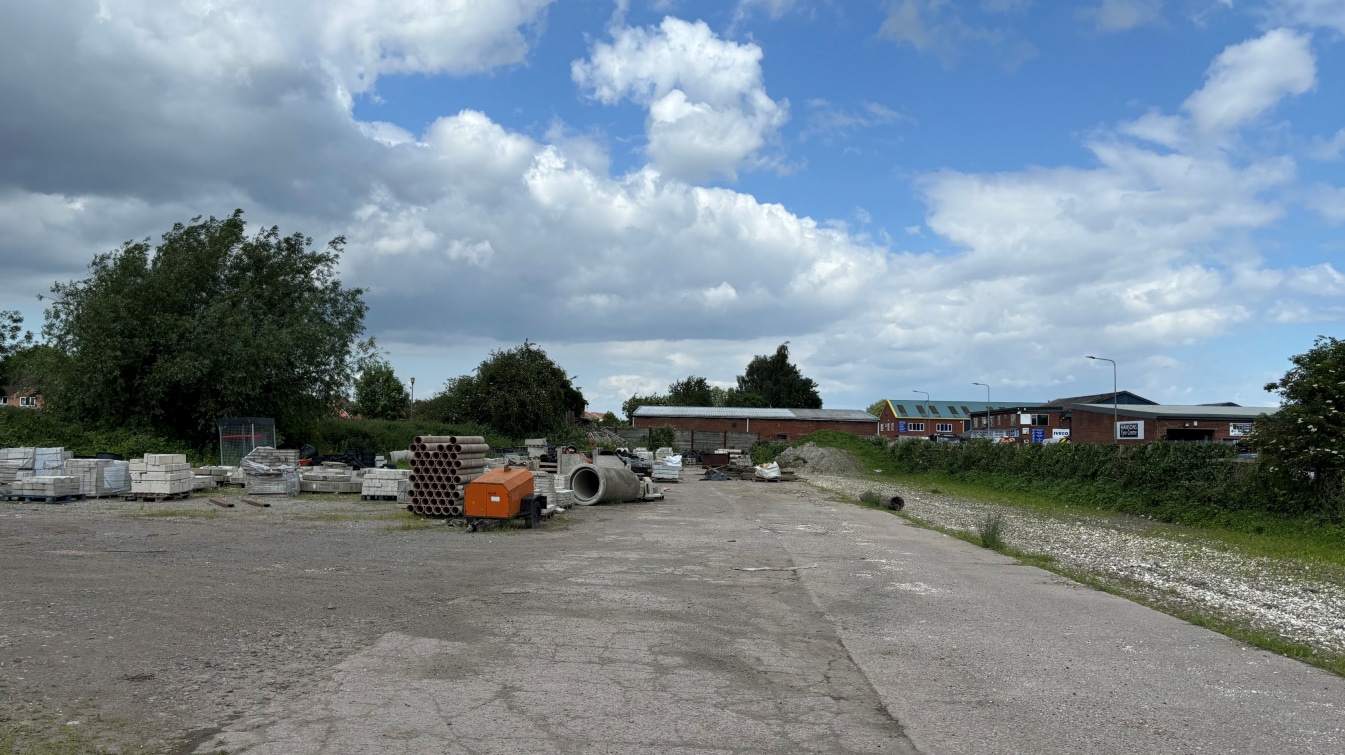 Island Carr Rd, Brigg to rent Other- Image 1 of 5