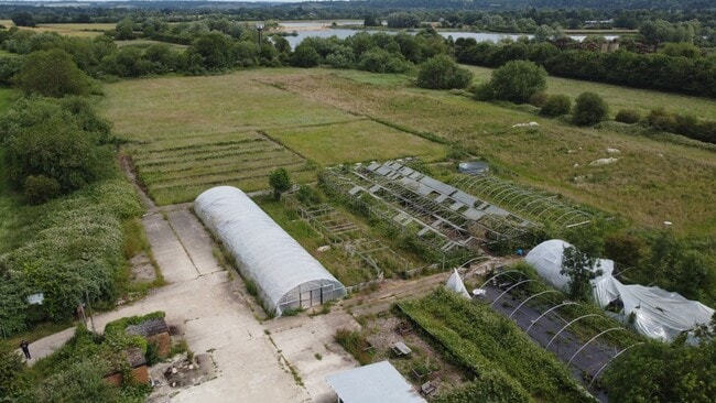 More details for 10 North Town Moor, Maidenhead - Retail to Rent