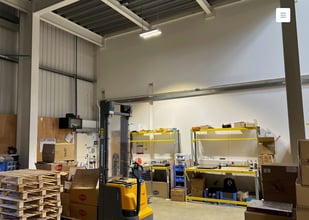 Deer Park Rd, Northampton to rent Interior Photo- Image 2 of 3