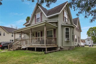 More details for 429 Niagara St, Eau Claire, WI - Residential for Sale