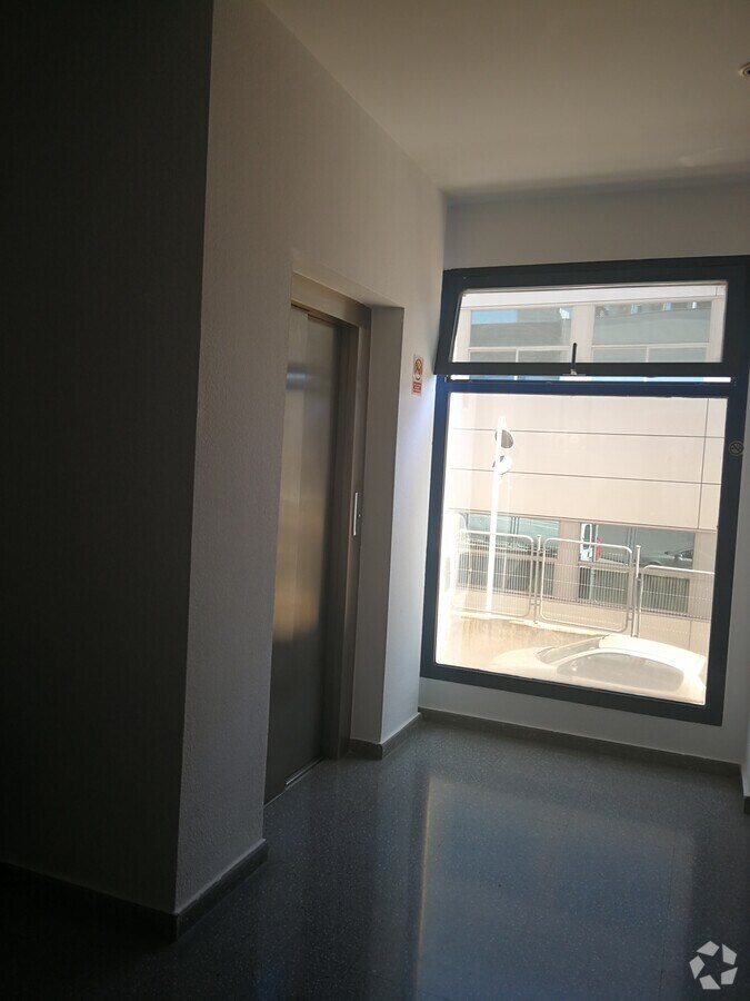 Avenida Severo Ochoa, 36, Alcobendas, MAD 28100 - - - Interior Photo - Image 2 of 22