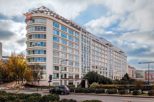 More details for 23 Rue François Jacob, Rueil-Malmaison - Office to Rent