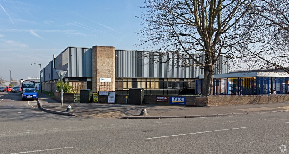 2 Endeavour Way, London for sale - Primary Photo - Image 1 of 1