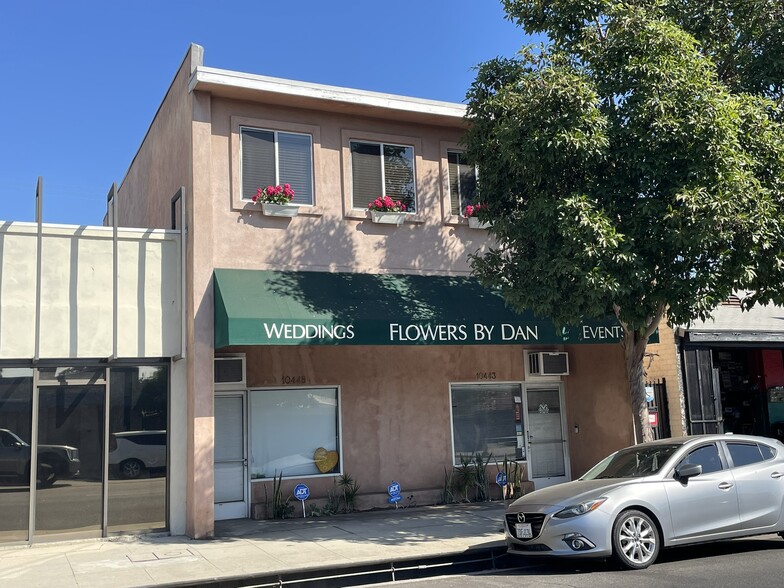 10443-10445 Magnolia Blvd, North Hollywood, CA for sale - Primary Photo - Image 1 of 7