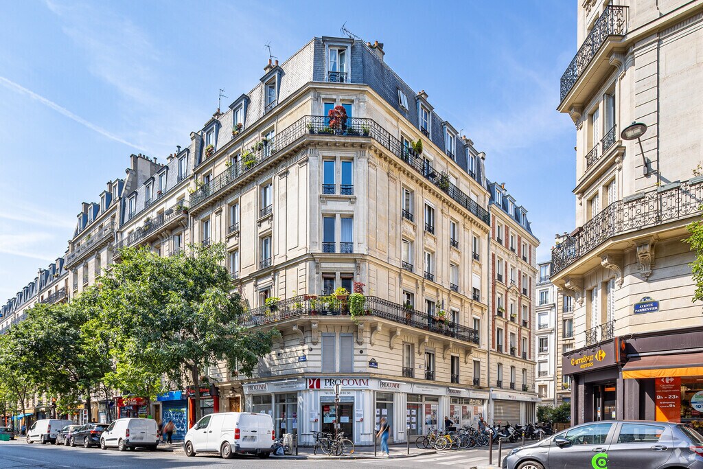 Location Commerce 85 m² - Photo 1