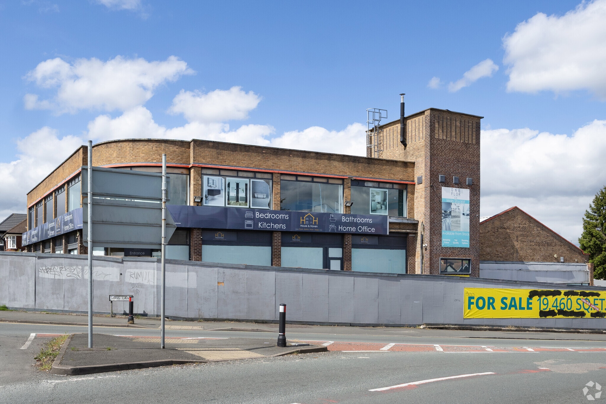 Mucklow Hl, Halesowen for sale Primary Photo- Image 1 of 4