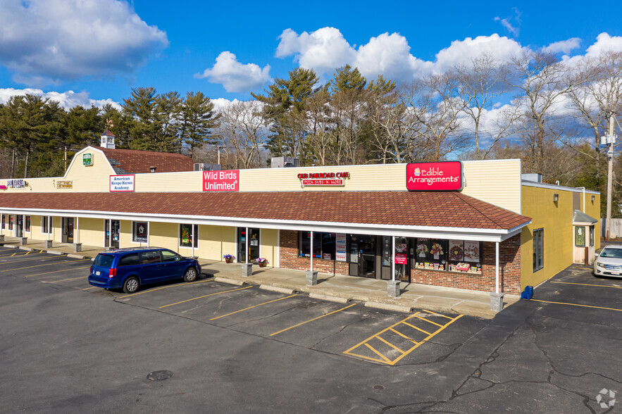 386 Columbia Rd, Hanover, MA for rent - Building Photo - Image 1 of 10