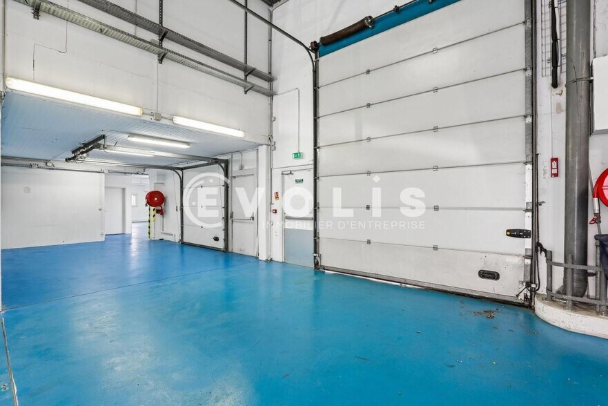 122 Rue Marcel Hartmann, Ivry-sur-Seine to rent - Interior Photo - Image 2 of 16