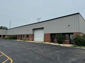155 E Chicago St, Cary, IL to rent Interior Photo- Image 1 of 4