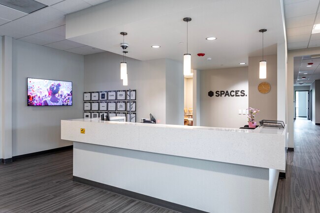 More details for 265 E River Park Cir, Fresno, CA - Co-working to Rent