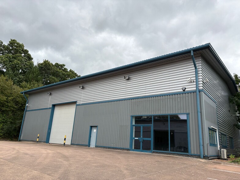 Apple Ln, Exeter to rent - Building Photo - Image 1 of 5