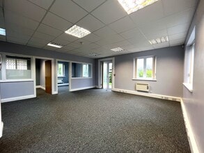 Main Rd, Great Leighs to rent Interior Photo- Image 2 of 5
