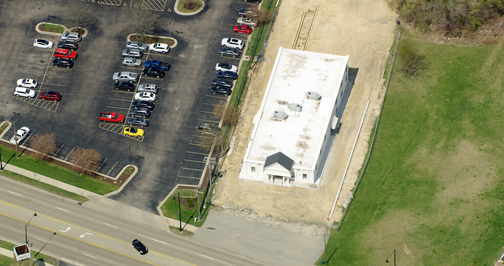 4312 E State St, Rockford, IL for rent - Aerial - Image 2 of 3