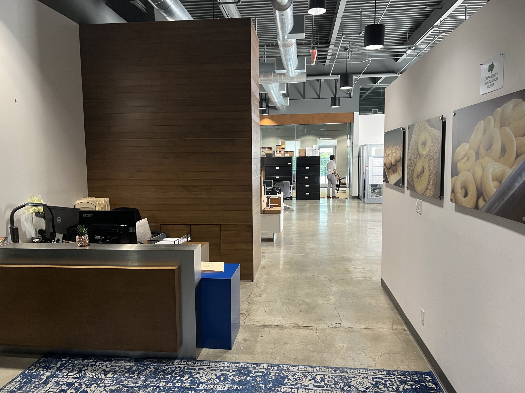 400 Clematis St, West Palm Beach, FL to rent Building Photo- Image 1 of 5