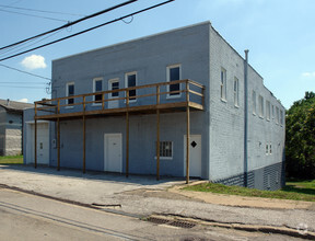 910 Mary St, Parkersburg, WV for sale Primary Photo- Image 1 of 1