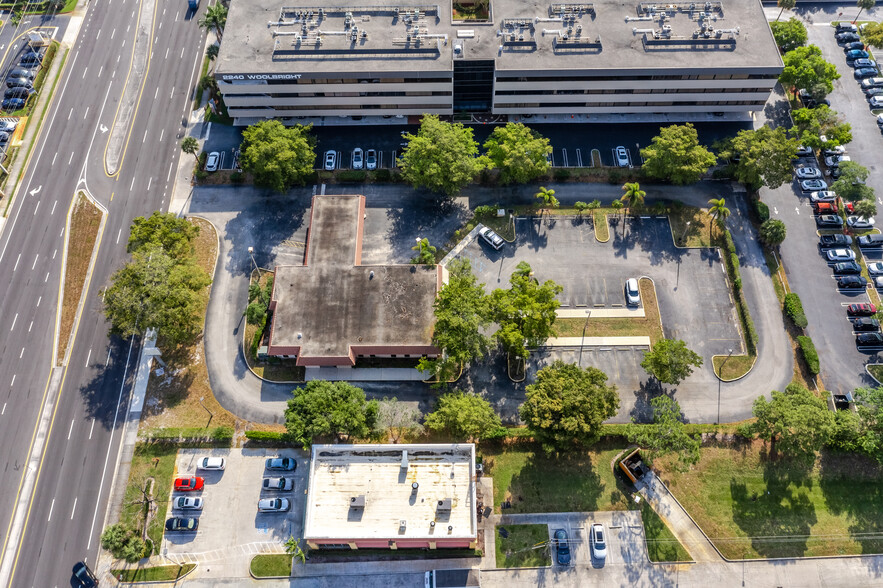 2250 W Woolbright Rd, Boynton Beach, FL for sale - Building Photo - Image 1 of 1