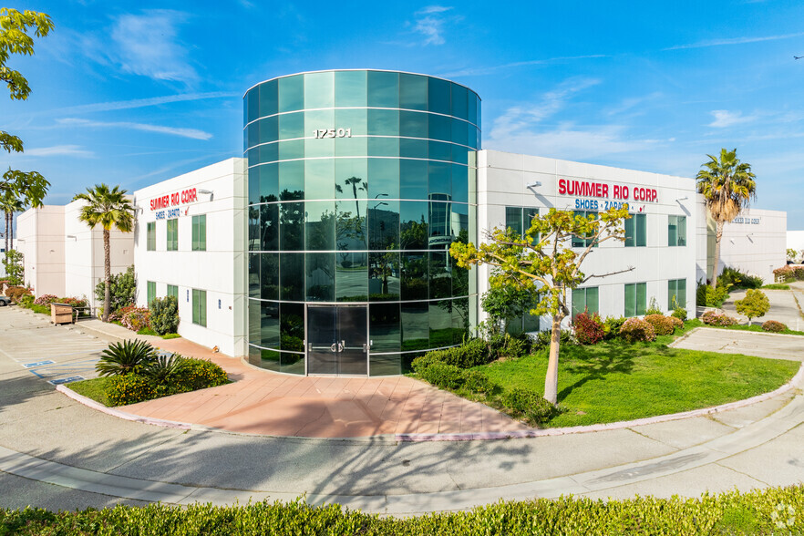 17501 E Rowland St, City Of Industry, CA for rent - Primary Photo - Image 1 of 5