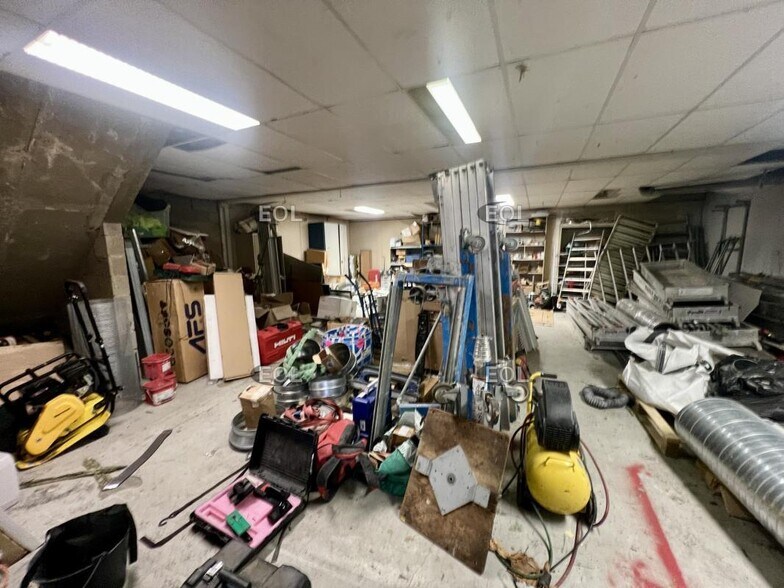 Office in Romainville for sale - Building Photo - Image 3 of 15