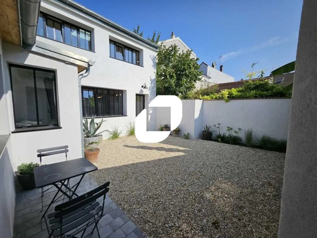 26 Rue Henri Barbusse, Arcueil to rent Primary Photo- Image 1 of 19