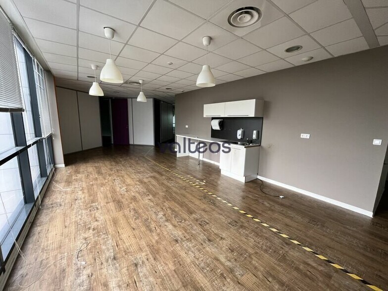 22 Boulevard Déodat De Séverac, Colomiers to rent - Interior Photo - Image 3 of 9